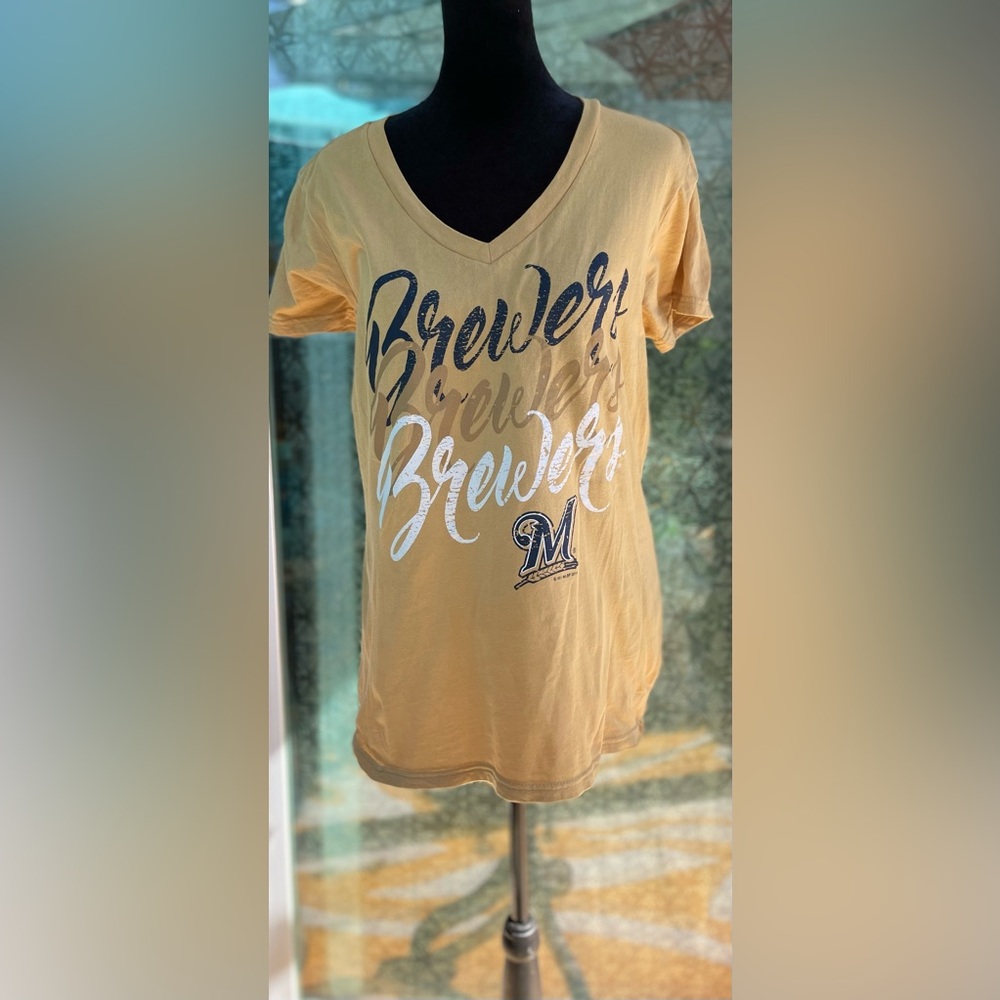 Milwaukee Brewers Short Sleeve V-Neck Tee Shirt Size Large